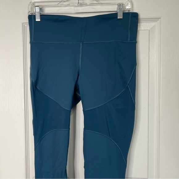 Lululemon Pace Rival Mid-Rise Crop - Picture 3 of 9